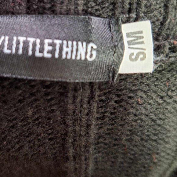 Pretty Little Thing Black Knit Ribbed V-Neck Long Sleeve Sweater Size Small - Picture 8 of 8